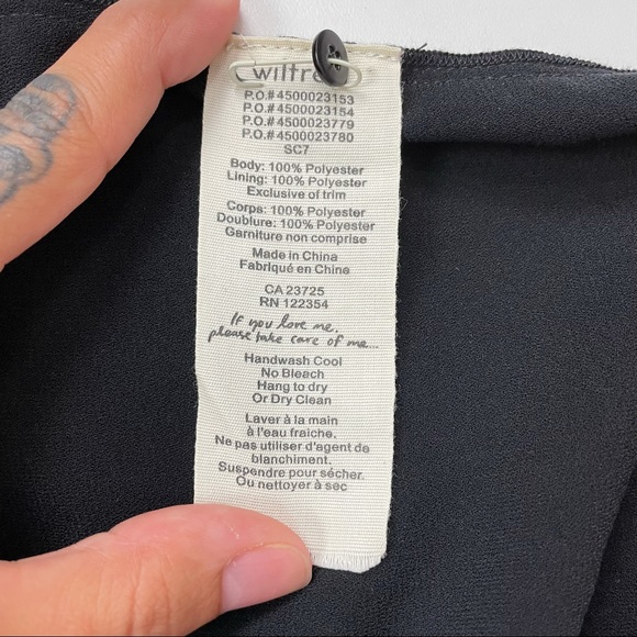 ✨HP✨ Wilfred (Aritzia) Leila Dress. Black, 2, EUC! Pockets, open back. Stunning! - Picture 8 of 12